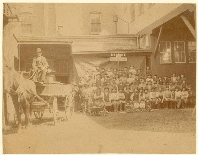 Horn Brothers, photo